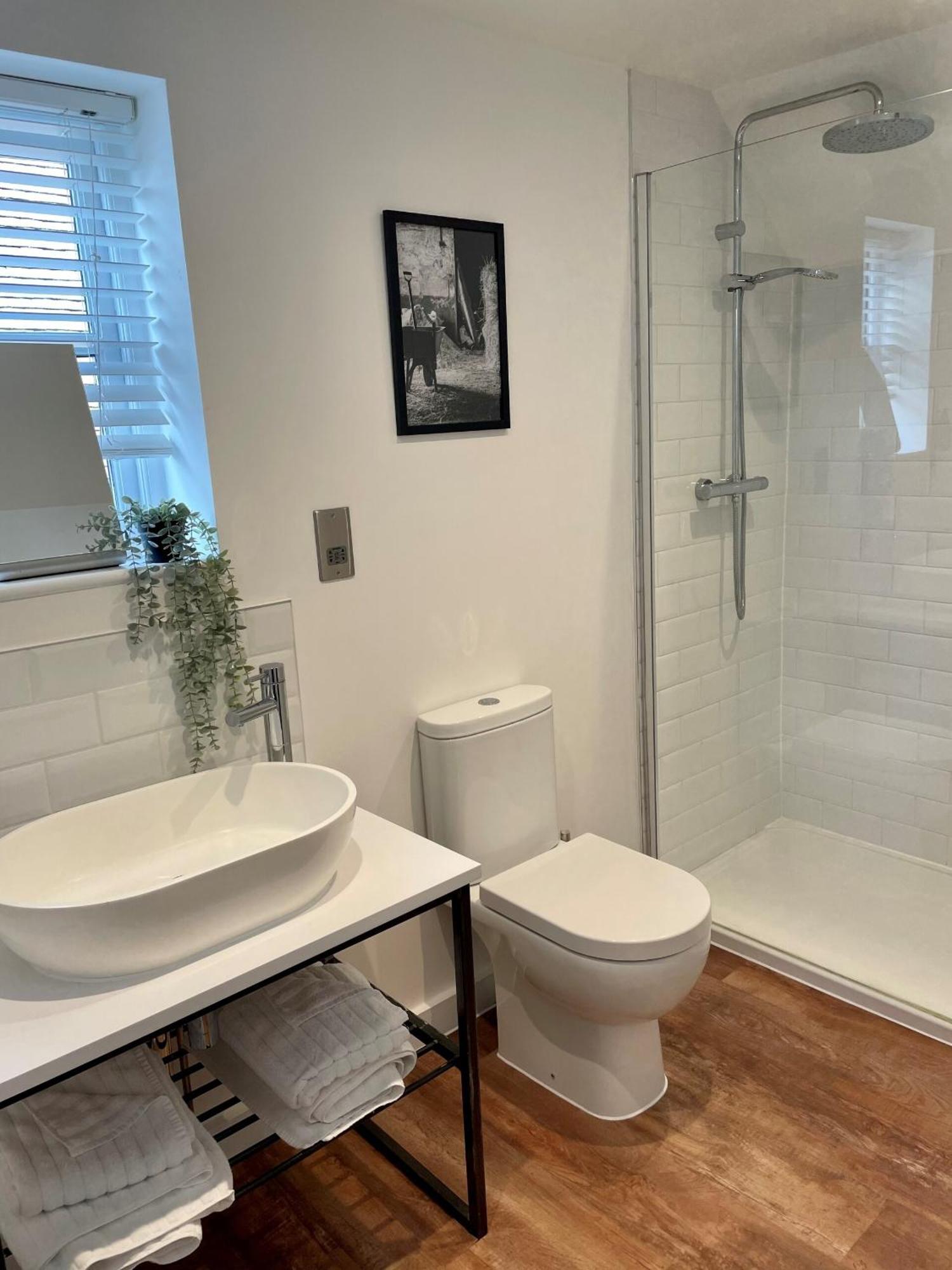 Booking Urban At Stisted Braintree Phòng bức ảnh